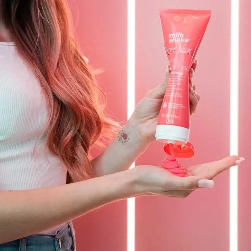 Milk shake pink lemonade Odżywka do włosów z różowym pigmentem 250ml